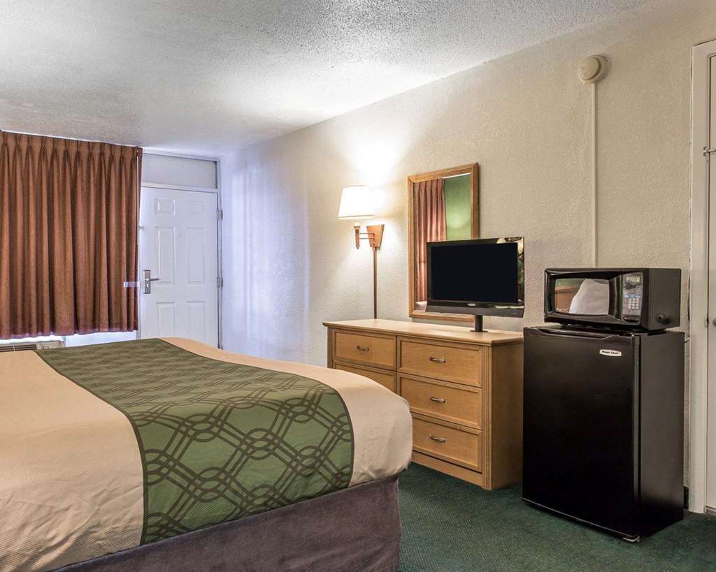 Econo-Lodge Of Conway Bilik gambar