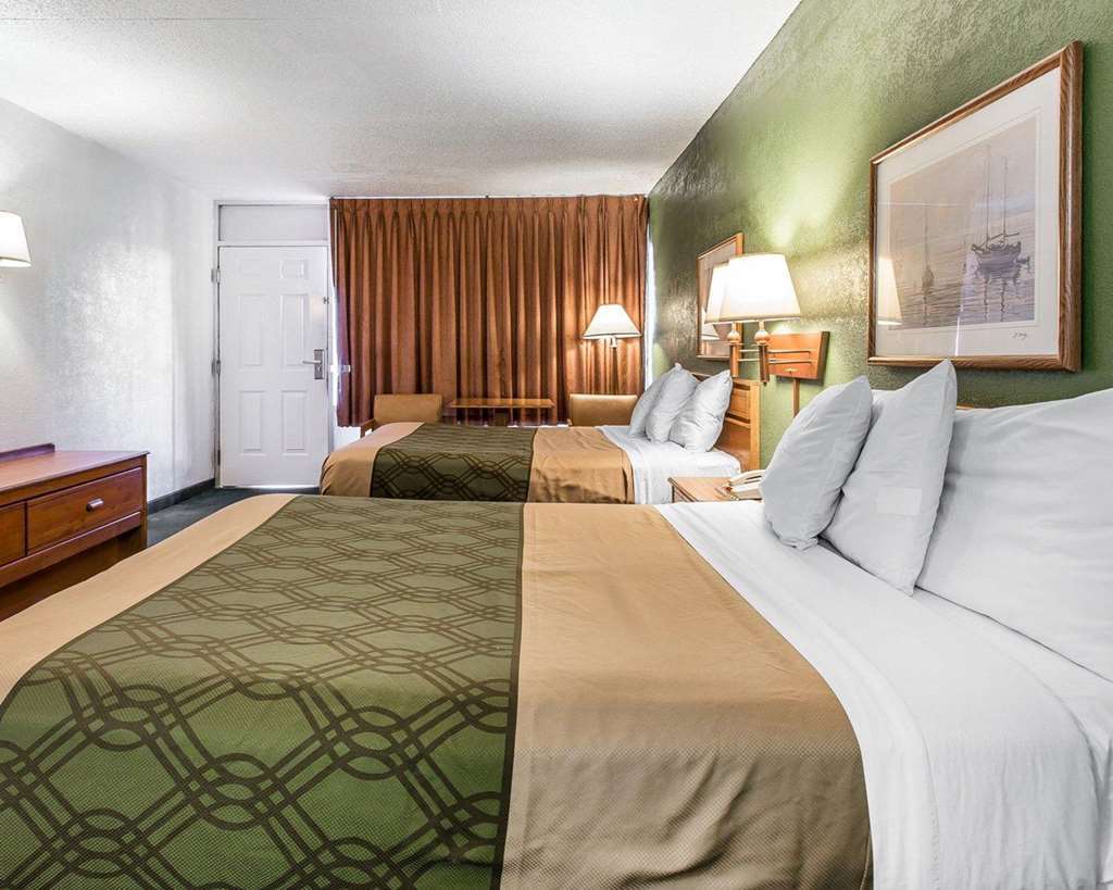 Econo-Lodge Of Conway Bilik gambar