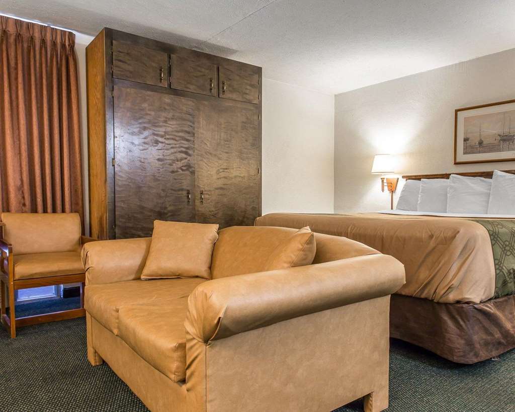 Econo-Lodge Of Conway Bilik gambar